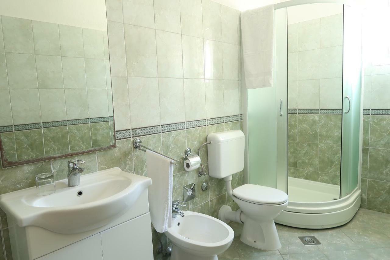 Apartments Maras Primošten Dış mekan fotoğraf