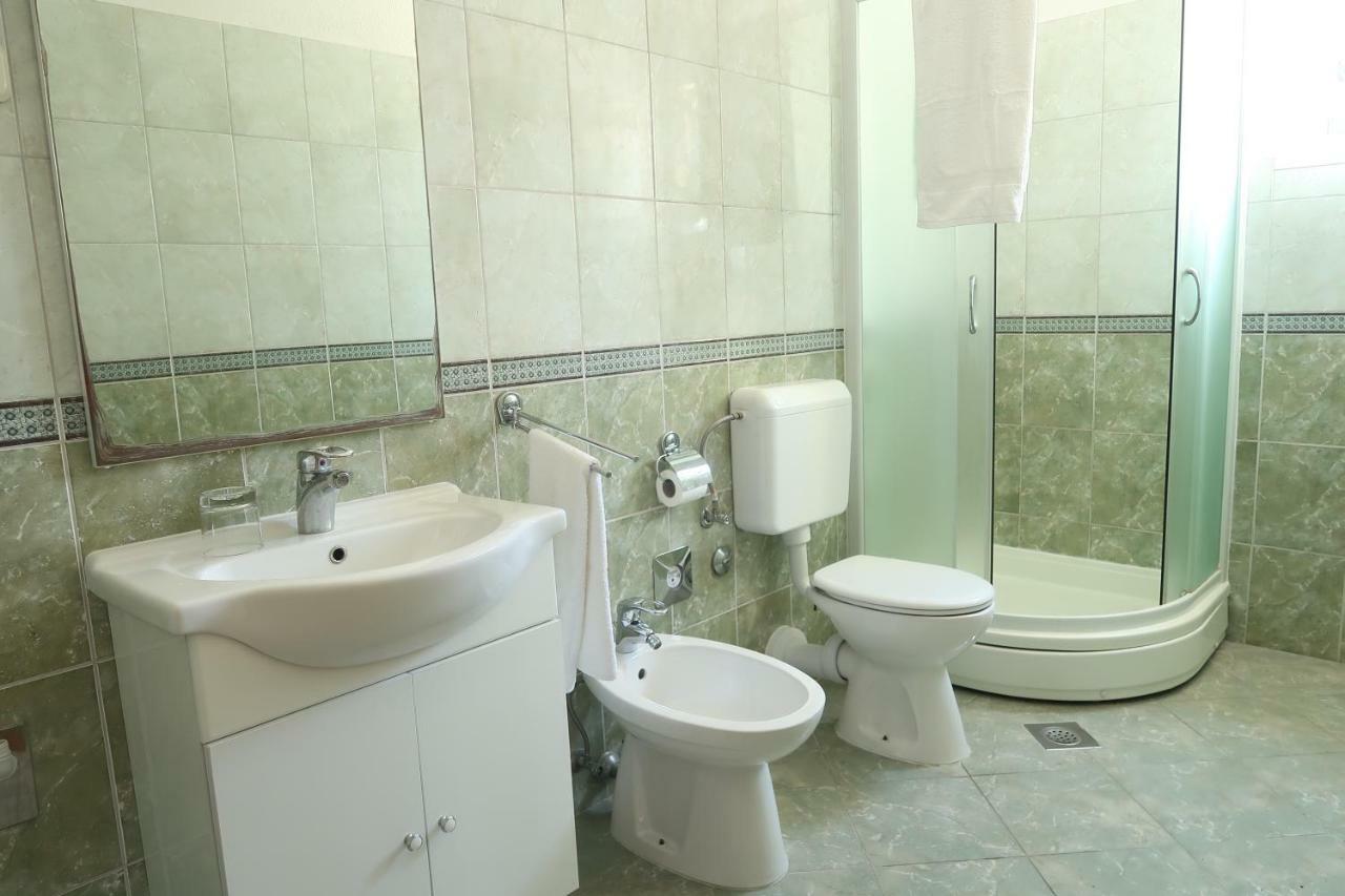 Apartments Maras Primošten Dış mekan fotoğraf