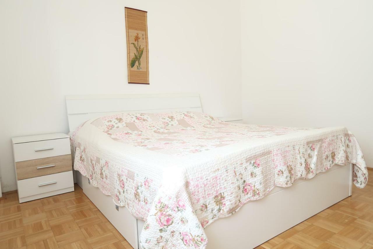 Apartments Maras Primošten Dış mekan fotoğraf