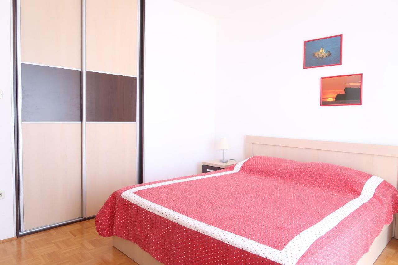 Apartments Maras Primošten Dış mekan fotoğraf